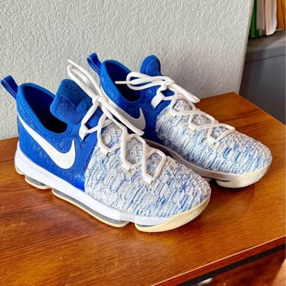 Nike KD 9 Blue and White Basketball Shoes - 7Y